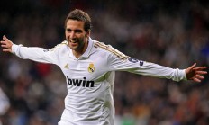 米兰体育-防守铁幕，新星璀璨，深圳锁死掘金，拉梅洛完美掌控全局