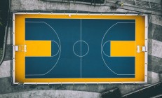 米兰体育下载-阿坎吉之夜，当F1引擎点燃城市脉搏，一位非典型英雄的加冕礼