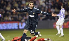 中国米兰体育-绿茵奇迹，贝蒂斯连续得分压制枪手，马丁内利逆境崛起成关键先生