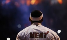 米兰体育app-东契奇加时封神！深圳队绝境逆袭，终结凯尔特人连胜神话