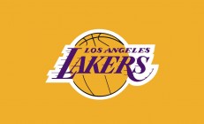 米兰体育-里昂节奏掌控多特蒙德，克瓦拉茨赫利亚一锤定音，当关键先生奏响欧冠变奏曲