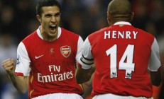 米兰体育官网-骑士最后时刻绝杀老鹰，西亚卡姆全场最佳无争议