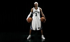 米兰真人-维尼修斯独造三球点燃安菲尔德，利物浦五球横扫挪威黑马彰显欧冠唯一性