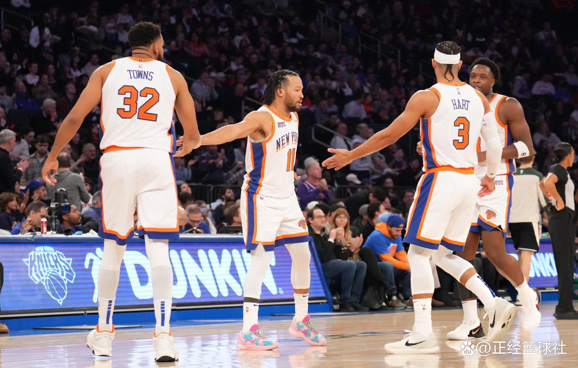 包含雄鹿队主场赢得胜利,跻身东部联盟前三名的词条 包含雄鹿队主场赢得胜利,跻身东部联盟前三名的词条