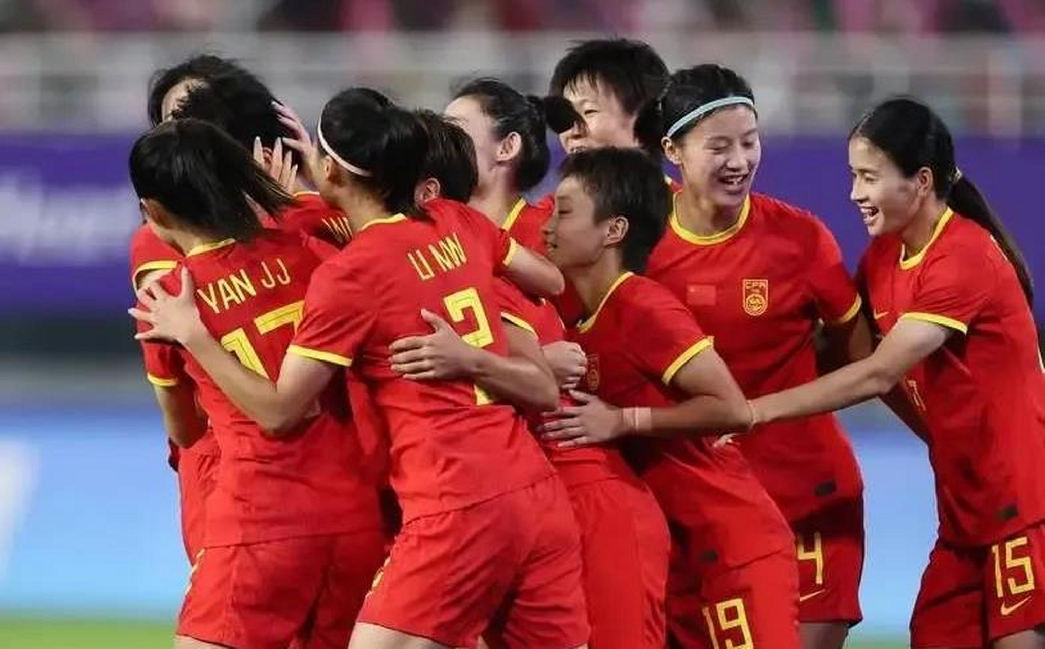 包含中国女足青年队迎来一场激烈对决！的词条