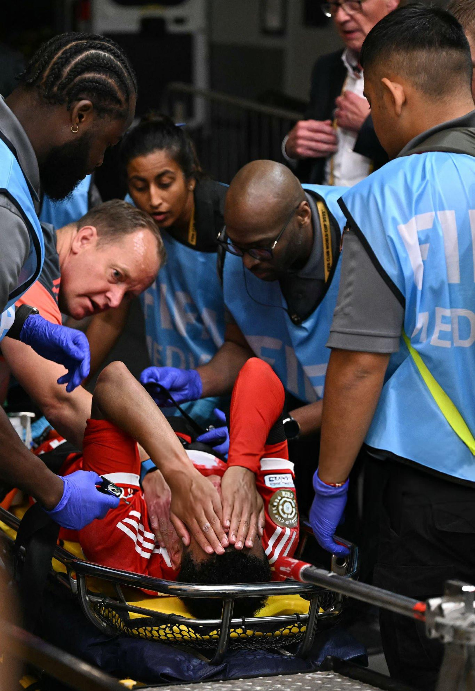 巴塞罗那逆转击败拜仁慕尼黑的简单介绍