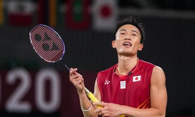 关于日本羽毛球队完胜印尼羽毛球队，桃田贤斗完成帽子戏法的信息